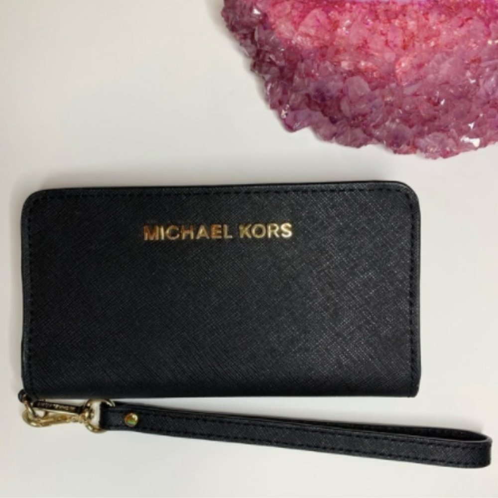 Michael Kors Wristlet Wallet